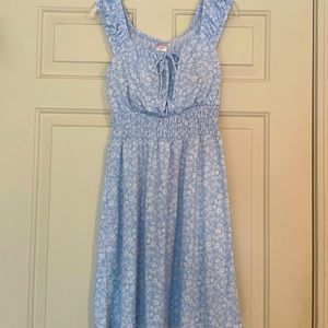 No Boundaries NWT blue and white floral dress XS
